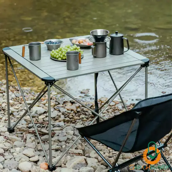 میز تاشو آلومنیومی کمپینگ نیچرهایک مدل CNK2450JJ013