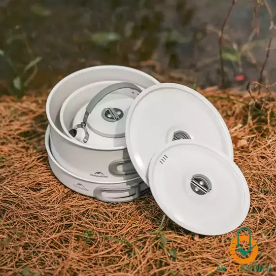 ست ظروف سرامیکی نچسب کمپینگ نیچرهایک مدل CNK2450CF013