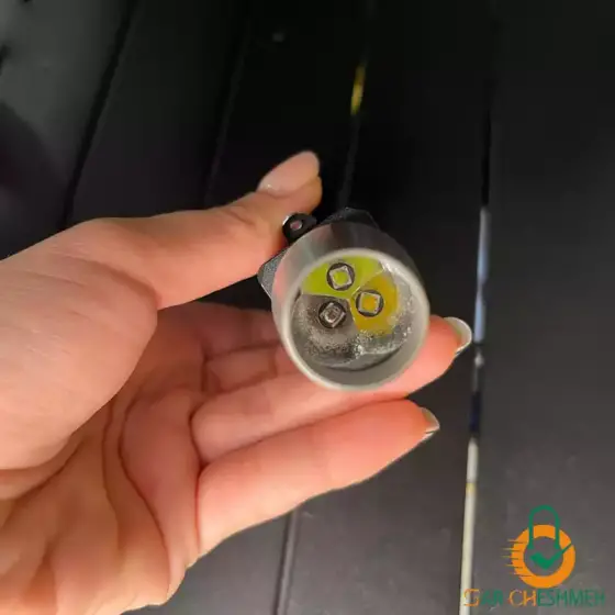 چراغ قوه یووی (UV) اسمال سان ZY-JY88F 6LED
